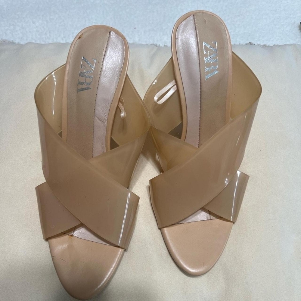 Zara Women's Tan Heeled Sandals